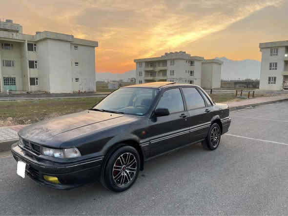 گلاند موديل ١٩٩١
ئارم پلاستيك هةولير تحويل ئةسلي سةنةويشي  لةگةلة
مةكينه٦٣ گيرو مةكينه بةشةرت
دةعمو ليدران  وةرگةران بةشةرت
بوياغي نيه  بةلام كالبونةووةي هةية
توندو تول  تازة پشتو پيشي هةموي گوردراوة
كارةباي هةموي مةزبوتة
چوار تاو ويليي نويي
مواسةفات سلايت
جام كارةباي
تةريشة مةسح
دعامي سپورت سعري٢٩$ مةجاليكي برايانه
*********** بشدار
