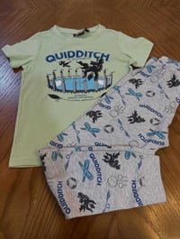 ملابس أطفال • للبيع