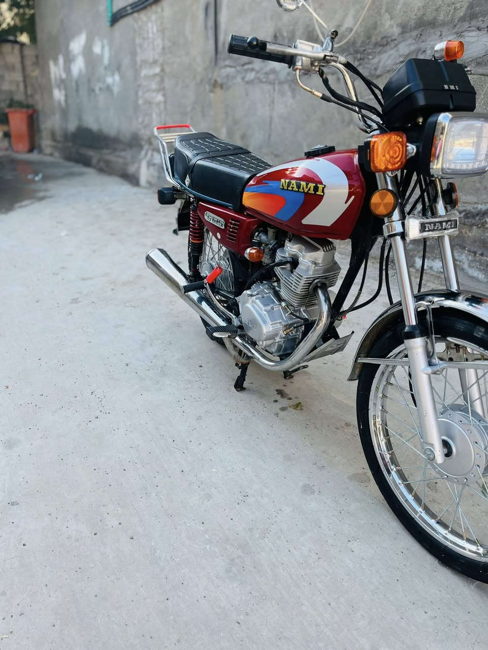 عمي سلام عليكم دراجه للبيع موديل 23 وراق ستنساخ .. نامه شلامجه …مكاني صويره منطقه طليحه ..
للاتصال *********** وبي واتساب وذا ما عندك رصيد بس رمش وانه بل خدمه وتحياتي وياكم حسون السيد.. حبيب البي
