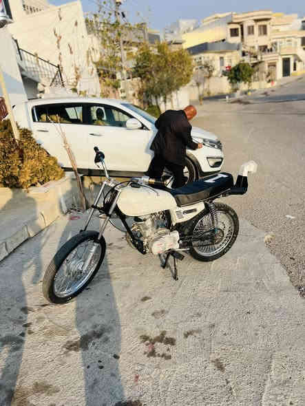 بؤ فرؤشتن و گؤرينه وه NMI 2021 مه كينه كه پس شانسي باريك فول سه نته ر عه ره بي پاشكؤي پاكستاني زور زور به قه وه ته به شه رتي 4 كه پس پيش بكات ماله كه دياره سعري 325 و معامه له شوين سليماني *********** ده ستت خوش ئه دمين
