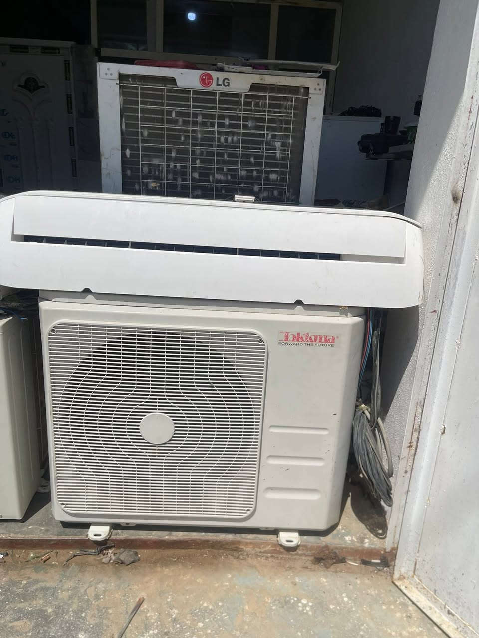 سبالت للبيع نضيفات وبشرط الشغل اذا مو تبريد ثلج السبلت يرجع وانا الممنون الأسعار راسلني خاص وتدلل او تتصل على الرقم *********** بي واتساب
