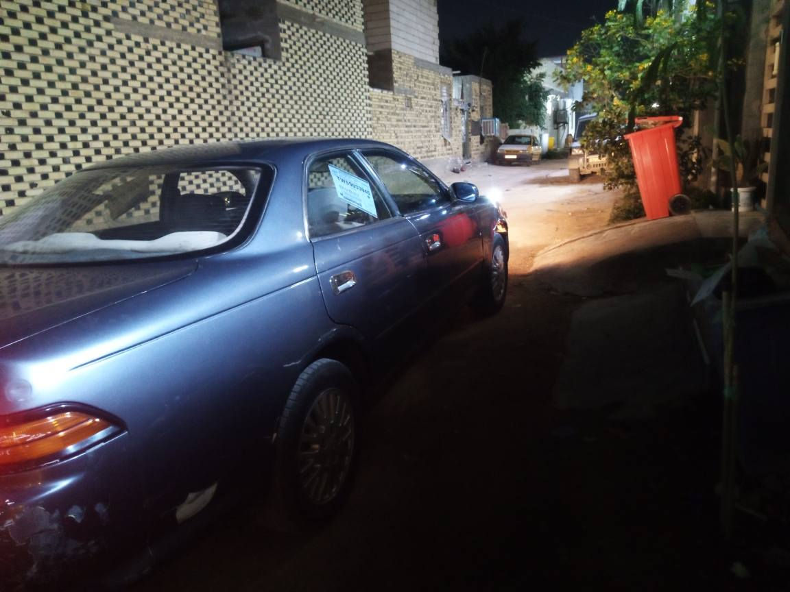 سلام عليكم ورحمه الله وبركاته 

مارك مديل 93. سياره كفاله من كلشي لا  كص ولا نقل جثه مكفوله من لضربه لقويه 

تخم تاير حداديه نضيفه. كهربائيات كلهن شغالات 

سياره رقمه بغداد. مالكه بل نجف بحي الوفاء. سنويه لحد 28. غرامات معليه ولا ربع سياره  خير من الله. تجي وشوف 

سعر  55 وبيه مجال لطيبين 

مكاني نجف حي ميسان 

رقمي للتواصل *********** النجف, العراق
