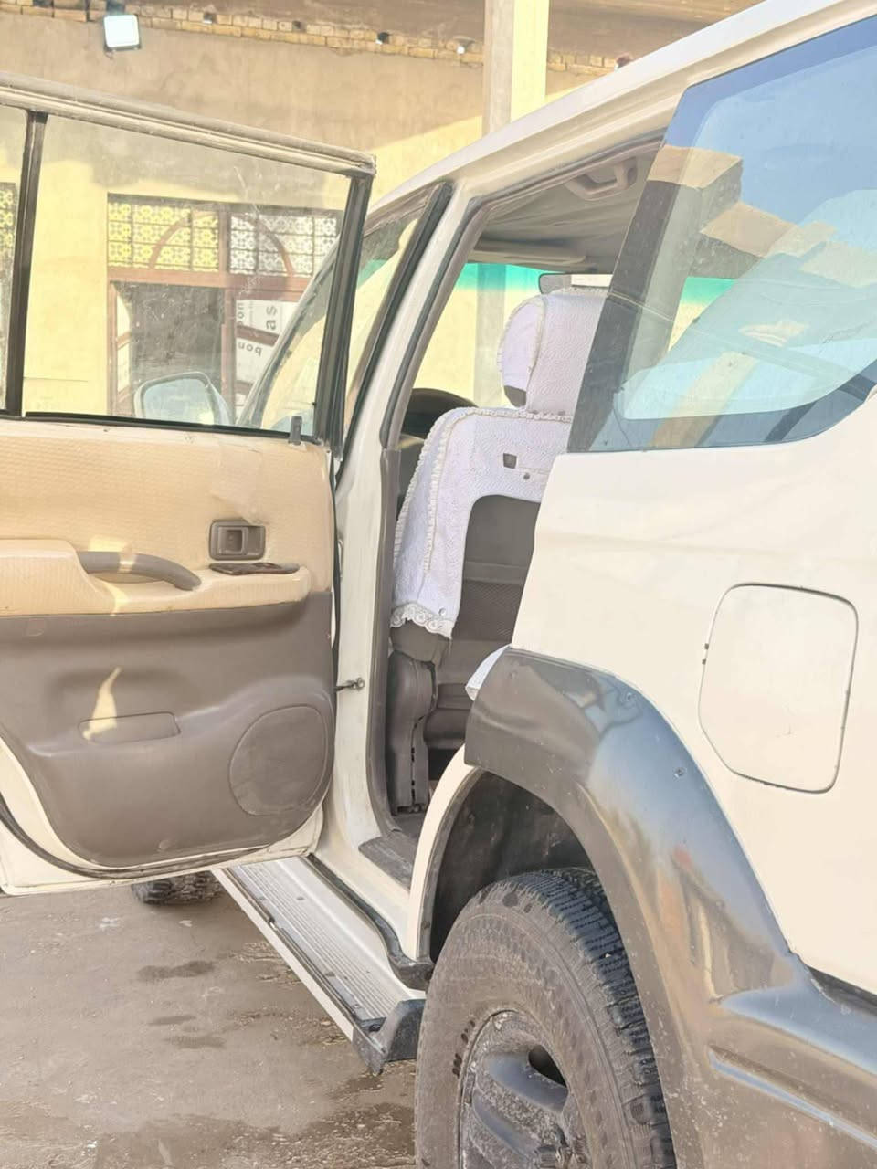 السلام عليكم برادو 2001محرك3000دفع رباعي
مكان ذي قار قاء النصر 
للتواصل ***********
