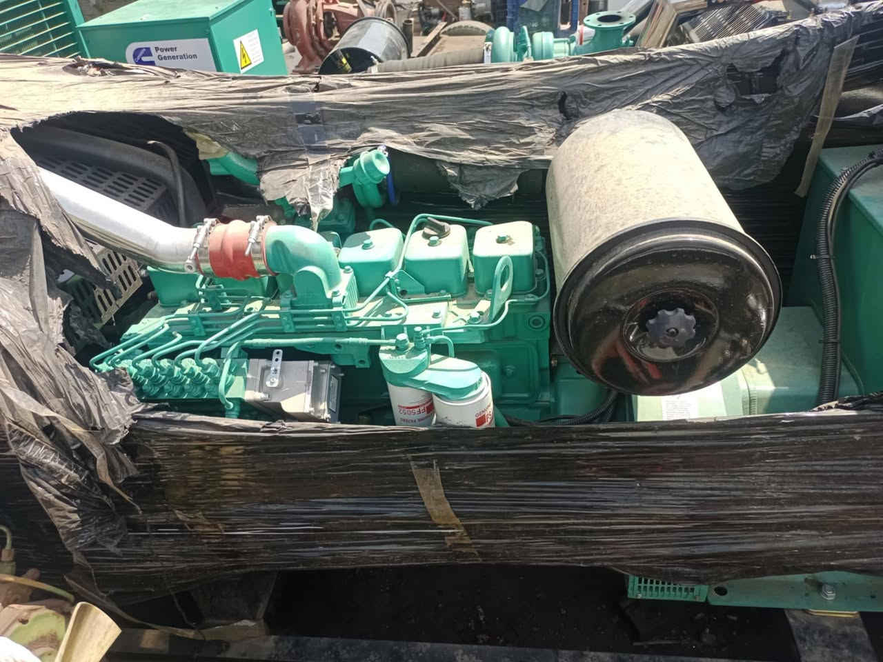 السلام عليكم. يوجد لدينا 
كمنز 24 ولف 250 گيفي. مولد بلادي 
صفر ممشتغل شرط الحمل والتشغيل 

ويوجد أيضا. كمنز 150كيفي حجم المحرگ 102. بلادي. شرط الحمل والتشغيل 
صفر ممشتغل

يوجد ايضااا عدة أنواع #المولدات. #والدويزات
العنوان // أربيل الصناعه الجنوبيه🌏
محل ابو علي. ***********.  📲
يوجد لديناا توصيل لجميع محافضات العراق 🚛
