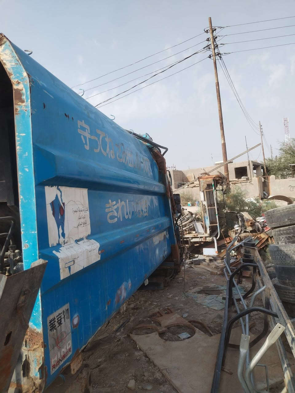 السلام عليكم كابسه 8 ونص مكعب نضيفه كهربائياته جاهزه مكاني البصره القرنه ***********
