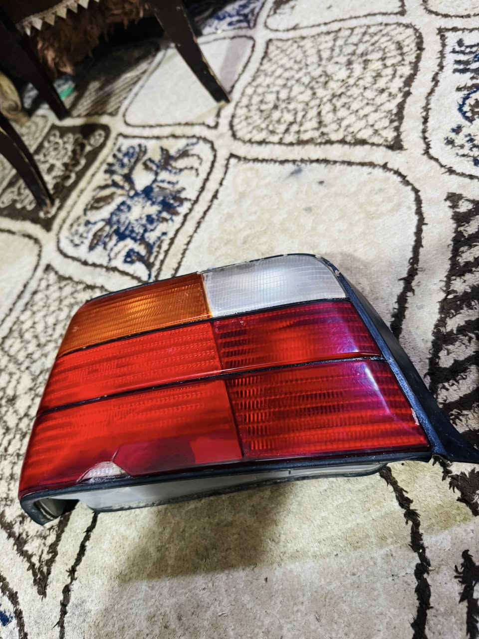 زوج بكلايت مال E36 نضافه 80‎%‎ سعر 60 مكاني المشتل
***********
