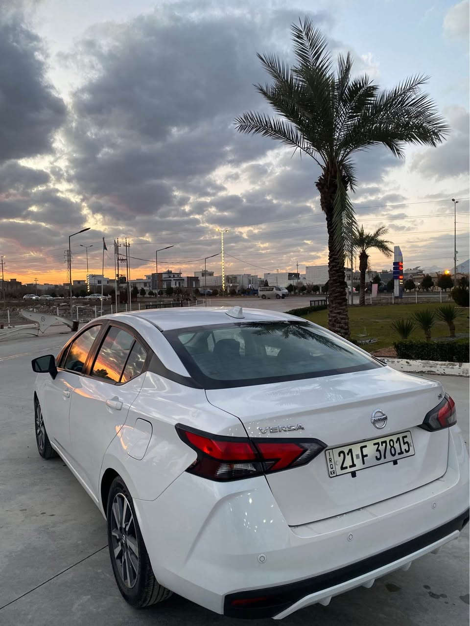 نیسان ڤێرساا ٢٠٢٠ SV
سەیارەکە یەک پارچەی بۆیاخە بێ ناو بێ ئێرباگ
52 هەزار رۆیشتوە  گێڕ و مەکینە بەشەرت
مواسەفات SV (بەسمە ـ ڕادار- خەتی جادە - ئاوێنە ئیشارەت- حاسە تایە -سوکان فۆلیۆم - کامێرا)
ڕەقەم و سەنەوی نوێیە بەناوی خۆمانەوەیە 
سەیارەکە زۆر توند و تۆڵە بی کیشەیە
ڕەقەم شانسیم داناوە 
نرخ ١١٨ گەڵا و کەمیک مەجال
ژ.م ***********
شوین ڕانیە رانية, السليمانية
