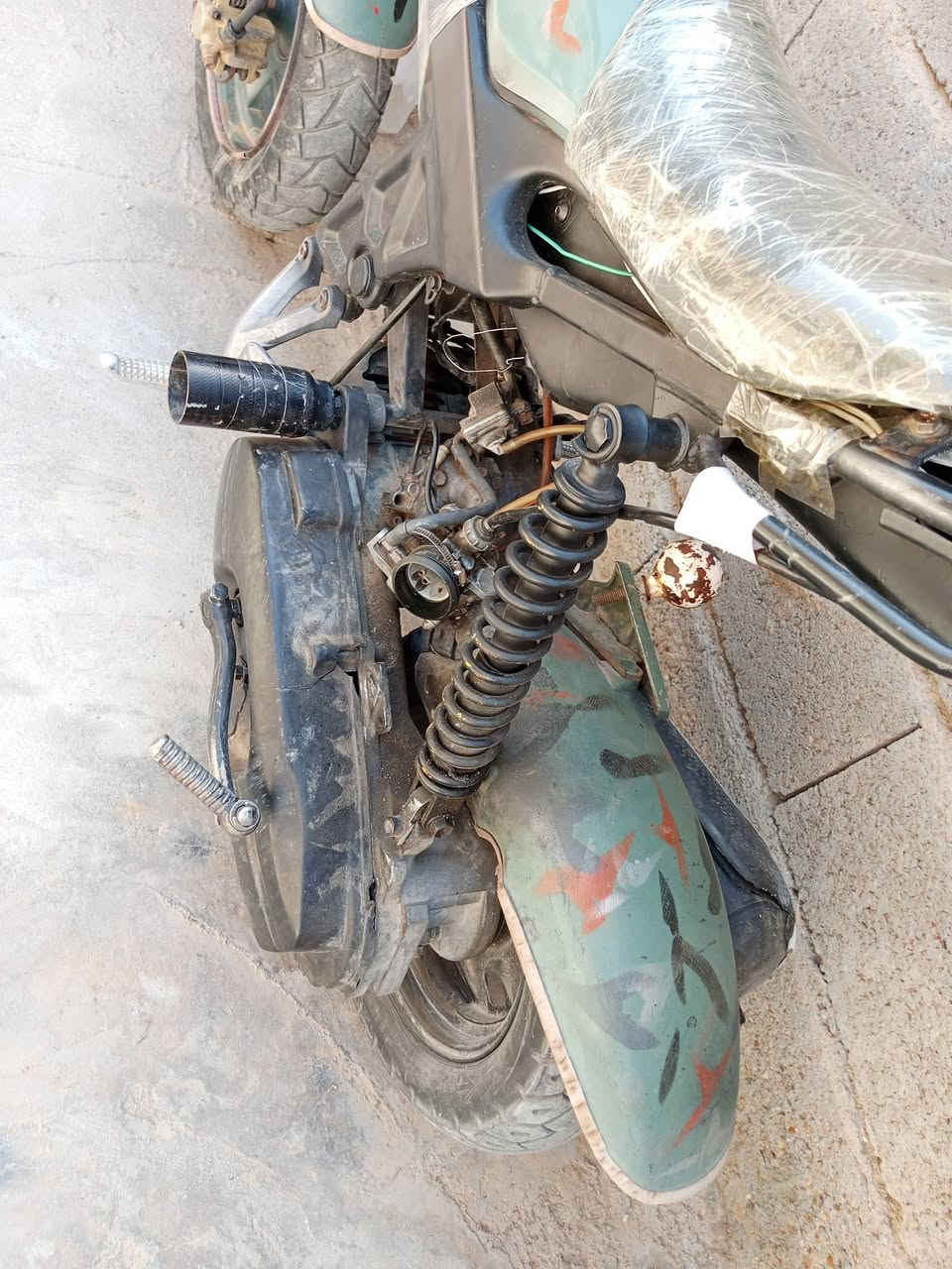 سلام عليكم قفاز لبيع عطلانه تركته ما شتغلت لهندر كض دبلات شغالات وبريكات سعر 70 الف مكاني ميسان قضاء الميمونه رقم هاتف ***********
