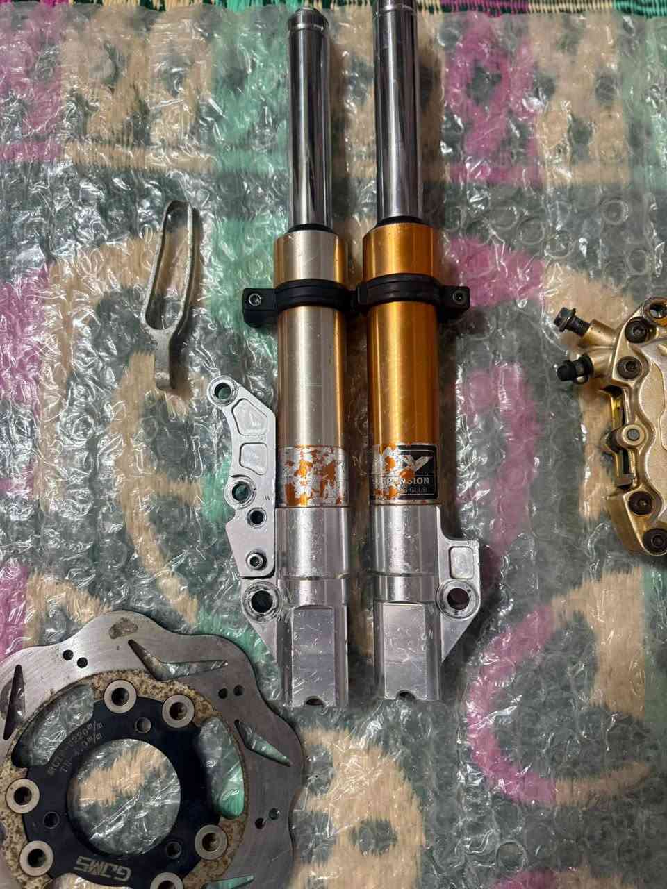 السلام عليكم اغراض للبيع سكنس عام توصيل موجود ***********
