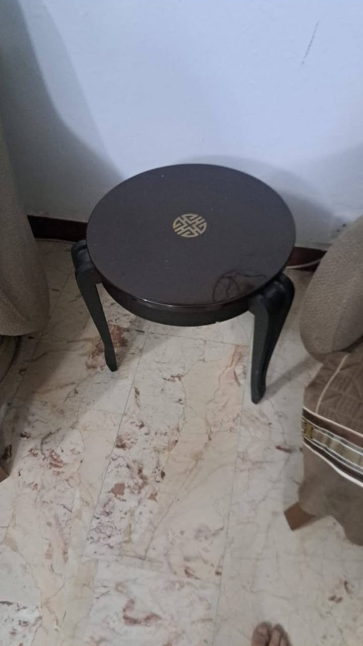 مكلفة بالنشر 
غراض بيت للبيع كلمن وسعر والشراي يتصل على الرقم الموجود 
تخم جوزي ٨٠٠
تخم ثاني ابو التاج ٣٠٠
كاونتر ٢٠٠ البردات 
ميز مراية ١٠٠
ميز طعام بدون كراسي 
ثريات ٧٥ وبراكيتات على ١٥
واي استفسار يتصل على الرقم بيه واتساب عنوان المشتل ***********
