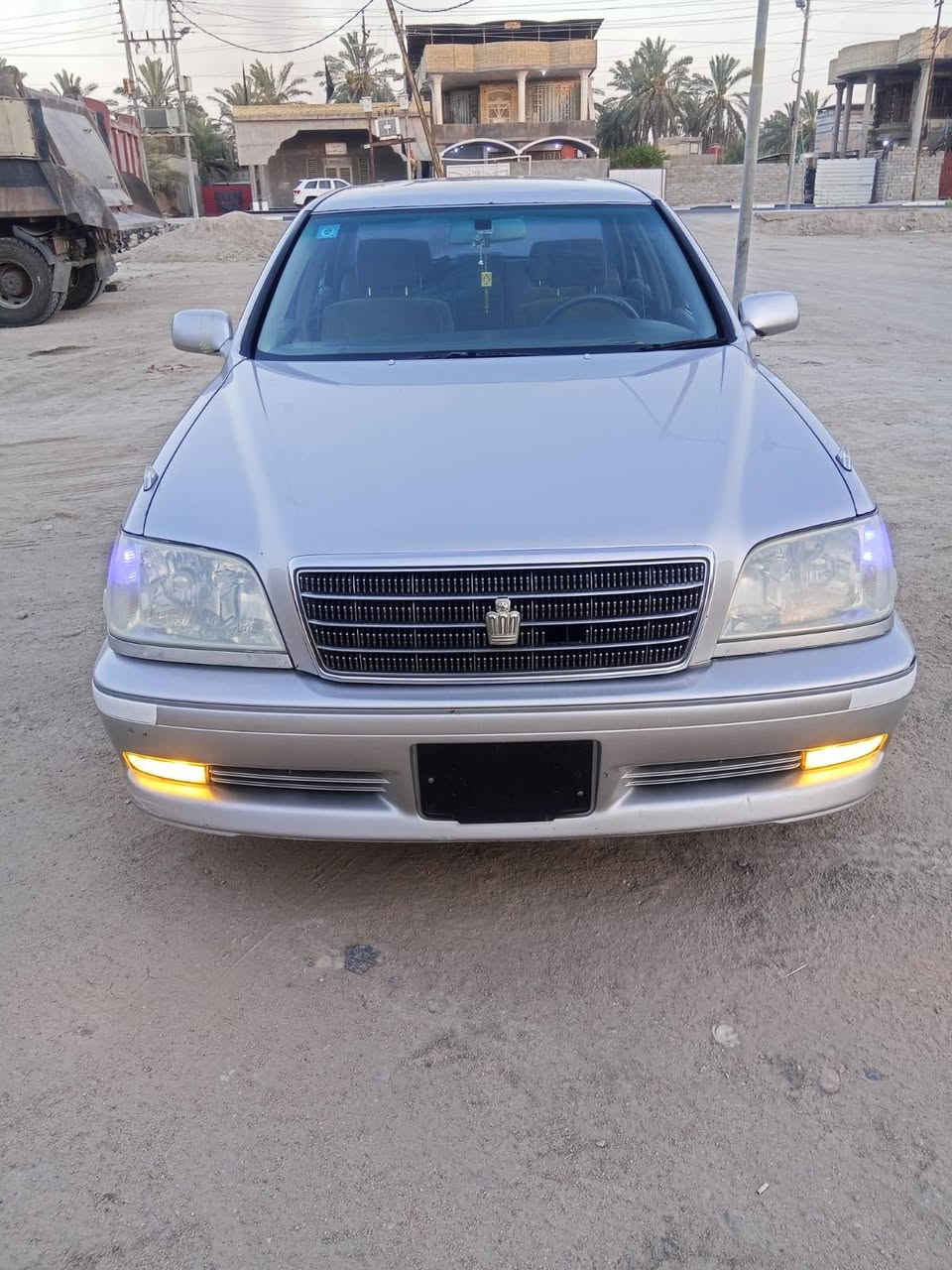 السلام عليكم سياره جنون ملكه لبيع مديل 2000 مكينه ديفور الزقير دكمتين ويل نجمه الكشنات كهربائيه الشاشه لمس السعر 65 واصله لكمرك السياره زاهزه من كلشي السياره مفحوصه واصله كمرك الاتصال ‏‪***********‬‏
