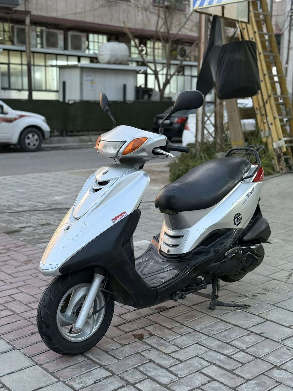 سلام عليكم
اكزز للبيع ياباني حساس ستاند بلادية الدراجة فقط الكفر بي ملاحظات عدا ذلك مكفولة كفالة عامة مكينة وكفر وكلچ بلادية 
للبيع السعر ٨٥٠ بيها مجال للشراي ! العنوان بغداد حي سومر 
الشراي يتصل ***********
