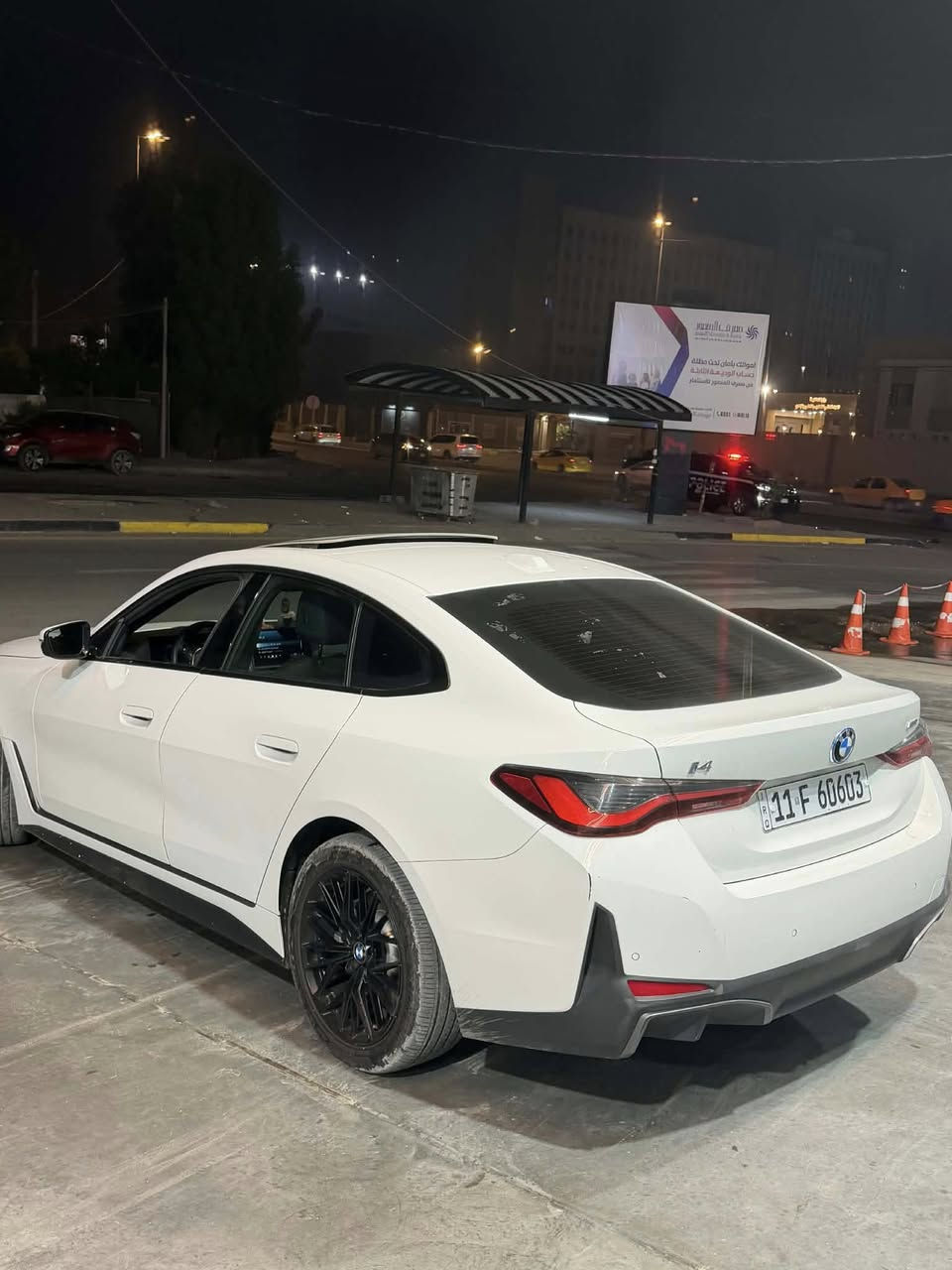 للبيع او مراوس حسب القناعة
BMW i4 eDrive35 M3
موديل 2024 
السيارة كهرباء بلكامل 
ماشية - 29 الف
.
‼️طلب الســعــر الاتصال فقط مناسب مناسب📮
.
‏‎بطارية ليثيوم ايون بسعة البطارية 84 (KWH) تقطع في الشحنة الواحدة ما يقارب الـ 500 كيلومتر
‏‎مدخلين شحن AC / Dc
‏‎الاضافات:
‏‎• فتحة سقف
‏‎• هاند بريك كهرباء مع نظام اوتوهولد
‏‎• عدة انظمة قيادة: Comfort / Sport / Eco Pro 
‏‎• هاند بريك كهرباء HOLD AUTO
‏‎• مقاعد جلدية فاخرة: كهربائية مع ذاكرة تخزين وضعية الجلوس
‏‎• تزيينات كاربون فايبر داخلية
‏‎• شاشة ثنائية منحنية مقاس 14.9 بوصة لنظام المعلومات والترفيه و 12.3 بوصة لشاشة السائق
‏‎• الشاشة تدعم التحكم بالأوامر الصوتية واللمس وإيماءات اليد Gesture Control وتدعم آبل كاربلاي وأندرويد أوتو
‏‎• ماوس للتحكم بالشاشة
‏‎• نظام ملاحة Navigation
‏‎• شاحن لاسلكي للهواتف المحمولة Wireless Charger
‏‎• بلوتوث / نقطة اتصال وايرلس WiFi Hotspot
‏‎• مخارج USB / AUX
‏‎• نظام الرؤية المحيطة 360 درجة بخاصية الـ 3D 
‏‎• تشغيل بدون مفتاح Keyless go
‏‎• نظام الدخول من غير مفتاح Keyless entry
‏‎• حساسات امامية وخلفية
‏‎• نظام تحذير من مغادرة المسار Lane Departure Warning
‏‎• نظام تحذير تغيير المسار Lane Change Warning
‏‎• مساعد الانتباه Attention Assistant
‏‎• مساعد اليقظة Attentiveness assistant
‏‎• نظام تحذير السرعة Speed Warning
‏‎• نظام تدخل التوجيه الذي يساعد في تعديل اتجاه السيارة تلقائيًا للحفاظ على المسار Steering Intervention
‏‎• نظام التحذير من الاصطدام الأمامي والخلفي Forward & Rear Collision Warning
‏‎• مانع انزلاق
‏‎• مثبت سرعة Cruise Control
‏‎• تحكم كامل في المقود مع أوامر صوتية
‏‎• غيارات عالستيرنج Paddle Shifters
‏‎• طارة مدفأة
‏‎• اضاءة ليد داخلية متعددة الألوان Ambient lighting
‏‎• اضاءة ترحيبية
‏‎• أضوية ليزر BMW Laser lights
‏‎• ليد BMW LED headlights
‏‎• مصابيح نهاريةLED ‎
‏‎• مصابيح خلفيةLED ‎
‏‎• جنطات قياس 19 انش
‏‎• مرايا كهرباء
‏‎• مرايا قابلة للطي كهربائيا مع اشارات انعطاف
‏‎• مكيف خلفي منفصل
السياره بصيط صبغ جاملغ وباب فقط وراجع على الابلاد 
بدون برغي نقص
مكان بغداد الكرخ
.
‼️طلب الســعــر الاتصال فقط مناسب مناسب 
.
رقم ***********
