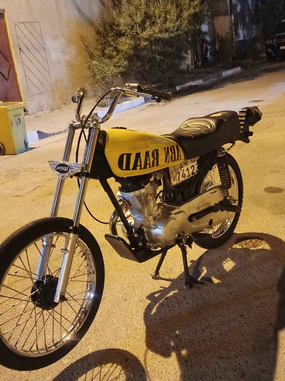 دراجه سيجي نامه ما مفتوحه رقم و سنويه شاصي نيرجي 2013 تعميره صارله 3 أشهر سنويه تنتهي 2030 خوان سعر 1550 قفل كلش بدون دهره عنوان بصره الدير مستعجل على بيعته واتساب ***********
