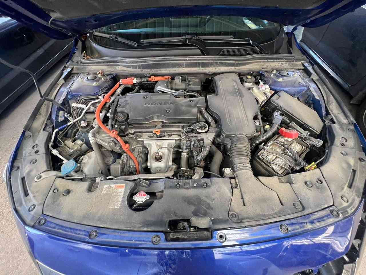 سلام عليكم أكورد 22 حادث خفيف شبه الكلين دعاميه فقط ومصلحه نفسه ولا قطره صبغ ولا بارد كله على وضع الشركه تخم تاير جديد السياره جديده بمعنه الكلمه مكانه في الفلوجه السعر 170 وكلشي موجود بلسوك بيه مجال حك الجيه فقط ***********
