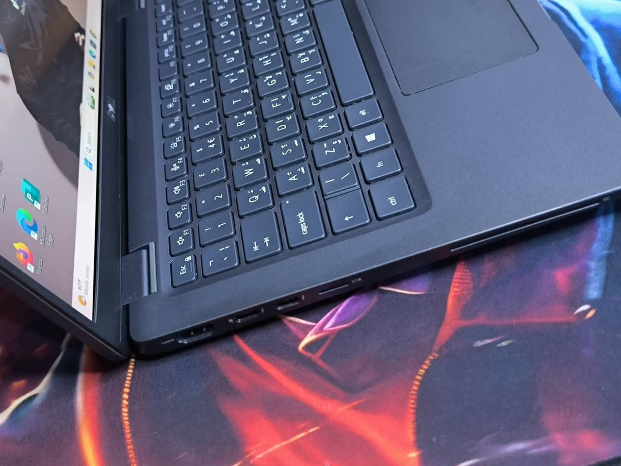 🖥️ Dell Latitude 7310 🔥
💎 أداء عملي وشكل أنيق. 
💎مناسب للشغل المكتبي، الدراسة، البرامج اليومية. 

🤍❤️ المواصفات ❤️🤍

⚡ Core i7 – الجيل العاشر (U)
🧠 رام 16GB – سرعة وسلاسة عالية
💾 SSD 256GB – إقلاع وتشغيل سريع
🖥 شاشة 14 إنج FHD – وضوح ودقة ممتازة
🔋 خفيف، أنيق، عملي للاستخدام اليومي. 

💎💎💎💎💎💎💎💎💎💎💎💎💎💎💎💎💎💎

💰 السعر: 400 ألف دينار فقط. 

🚗يتوفر خدمة توصيل لجميع المحافظات. 

💎 بغداد 5 الف دينار فقط. 
💎محافظات 6 الف دينار فقط. 

💎💎💎💎💎💎💎💎💎💎💎💎💎💎💎💎💎💎

🎊🎁 الهدايا الي توصل وياالجهاز 🎁🎊
1_شاحنة الابتوب 
2_حقيبة الابتوب 
3_ماوس ضوئي
4_ماوس باد

💎💎💎💎💎💎💎💎💎💎💎💎💎💎💎💎💎💎💎💎

📑ضمان لمدة عشره أيام من تاريخ الإستلام. 

☎️للحجز والاستفسار التواصل على الواتساب أو المازنجر ***********
