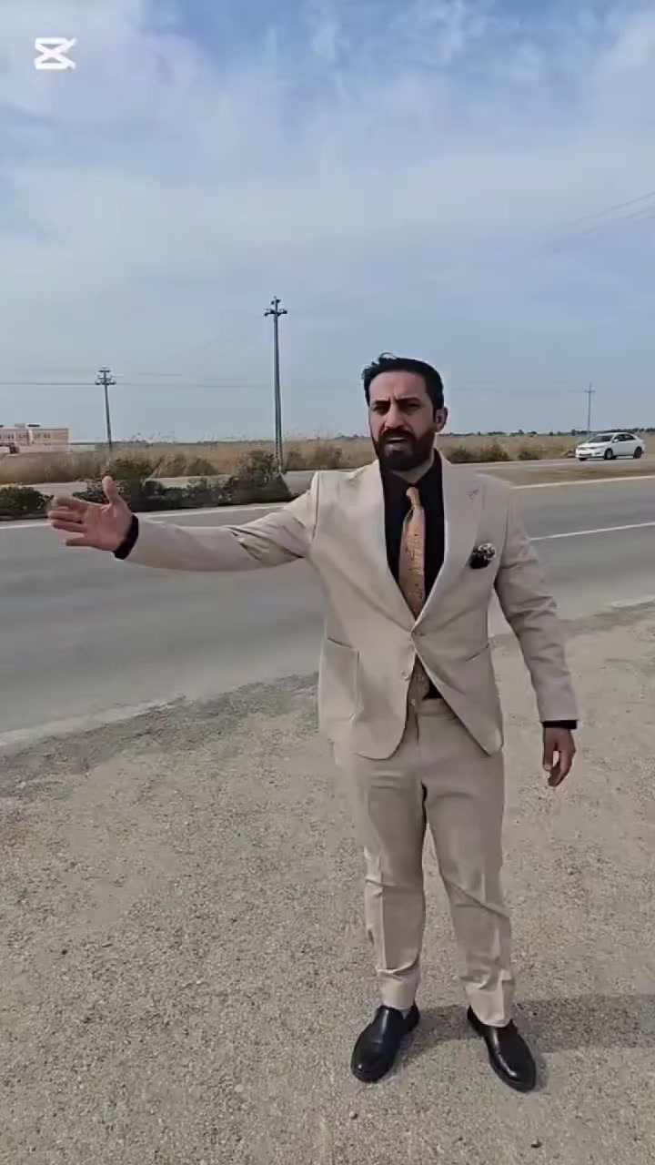 امتلاك الأرض هو أول خطوة لبناء بيت العمر او للاستثمار #قطعة_تجارية_تقع_على_اكبر_شارع_من_جهة_المجمع_الدبوني السكني
ويا مكتب عقار العبود تقدر تاخذ هالخطوة بسهولة وأمان وضمان التحويل في طابو العزيزية مع محامي مختص بالتحويل السريع

🛑 قطعة ارض طابو صرف موقع مميز جدآ بمساحة  ٣٠٠ متر،  
محافظة واسط ناحية الدبوني 
🛑الموقع تقع على اكبر شارع بالقرب من المجمع السكني لناحية الدبوني شارع ٢٠ الرئيسي كذالك بالقرب من مدرسة والمجمع السكني 

🛑مشمولة بقرض الاسكان  ومخدومة كهرباء وماء ومجاري 

خلي مستقبلك يبدأ من هسه، واحجز أرضك اليوم للاستفسار الاتصال 

💈او زورونا لمكتب بالقرب من ثانوية الدبوني للبنات محلات الحاج زرزور

*********** ☎️ ☎️ واتس اب 

*********** ☎️ ☎️ واتس اب
