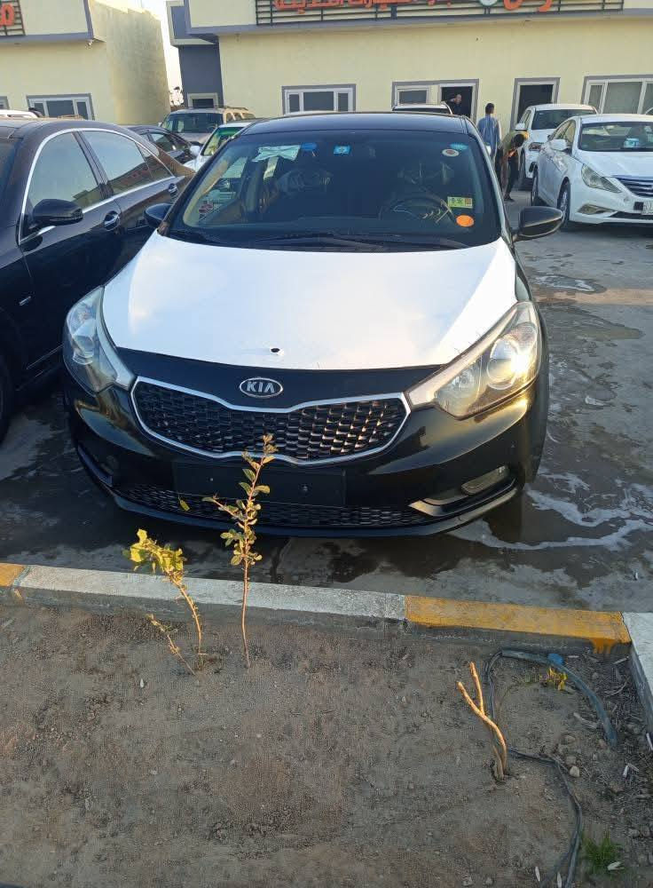 كيا فورتي موديل ٢٠١٥سياره جاملغ بنيد مرقمه وكامله مشروع وطني هزه سياره حلى من صوره مكانه كوت حي شهداء ‏‪***********‬‏هاتف ‏‪***********‬‏فضلن واليس امرن مشاركه منشور متابعه صفحه وعجابه من اجل ان يصل اليك كل ما هو جديد وينال عجابكم تحياتي الجميع
