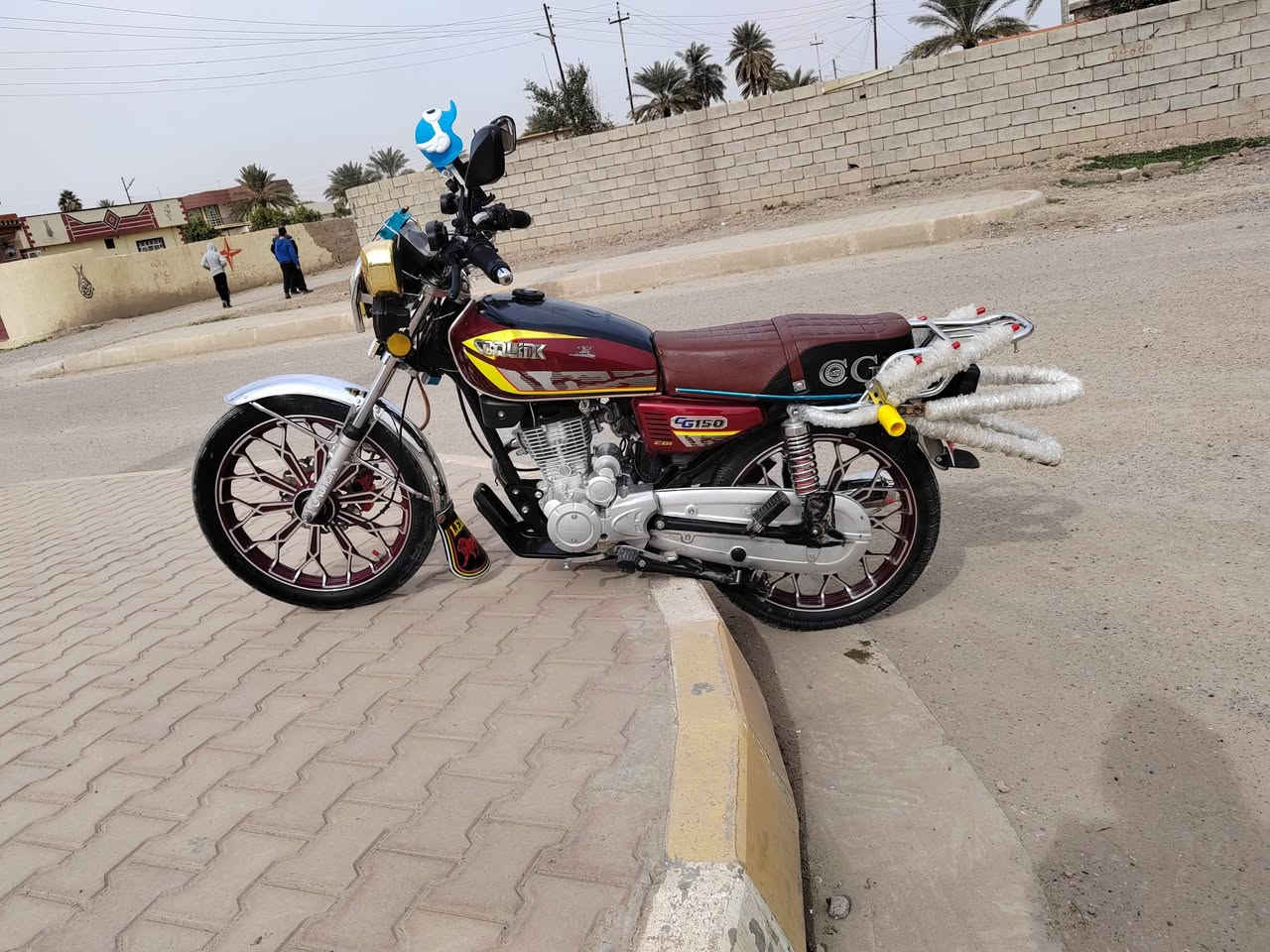 سيفان ٢٤ شرط كله بلاد السعر ٦٧٥ بيه مجال لل شراي مكان مكيشيفة ***********
