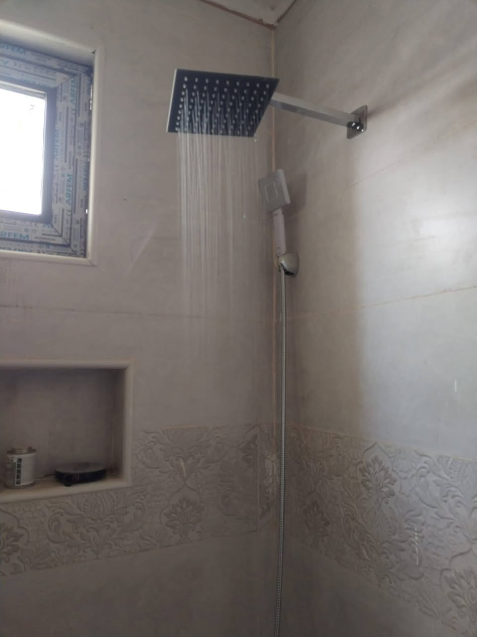 كثير ناس يسترخصون في "تأسيس الصحيات" ويتفاجئون بعد سنة برطوبة بالجدران أو روائح كريهة وتكسير يكلف أضعاف!
​إحنا نسلمك شغل "هندسي" مرتب ومضمون:
✅ توزيع مخارج المياه بذكاء.
✅ ميول دقيق للمجاري يمنع الانسدادات.
✅ عزل وتثبيت احترافي.
​تأسيس صحياتك علينا.. والضمان هو سمعتنا.
السباكة مو بس توصيل بواري، هي هندسة وذوق. إذا تدور على:
🔹 ترتيب ونظافة بالشغل.
🔹 التزام بالمواعيد.
🔹 خبرة تريحك من الصيانة المتكررة.
تواصل معنا الآن  حجز موعد:
📱 [***********] ابو سعد 
📍 [الكرخ الثانية بغداد ]

​خلك مع الشغل النظيف والمضمون! 😎🔧"

#للجميع
#اشارة
#
