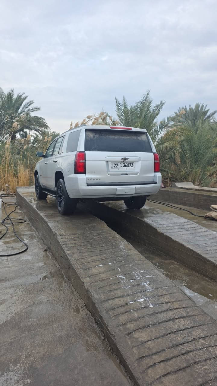 سلام عليكم ورحمة الله وبركاته 
من رخصه الادمن 
تاهوا 2016 خليجي وكاله المنصور 
السياره بيه 4 قطع صبغ فقط بدون دواخل بدون ارباك بدون معجون بدون دكه جاكوج 
جاهزه من كل النواحي والسونار مرفق بالمنشور 
مكان السياره __ بابل 
السعر __ 260 وبيه مجال 
رقم الهاتف __ ***********
