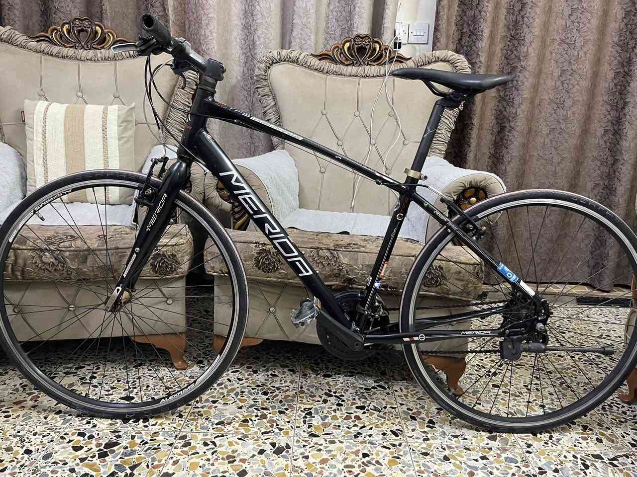 السلام عليكم .
باله غير مستخدم بالعراق 

ميردا

C700/46

المعدن ألمنيوم 

خفيف الوزن 

نظيف جداً 

السعر 300بي مجال


**إذا كنت صاحب هذا الإعلان وتريد حذفه لأي سبب، رجاءا أرسل رسالة إلى الدعم الفني**