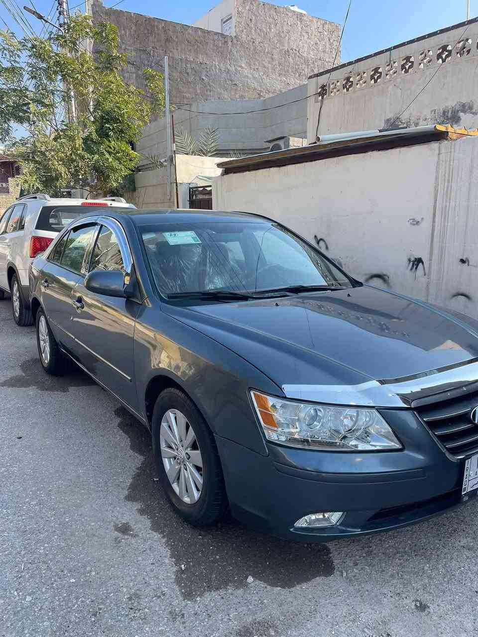 سوناتا ٢٠٠٩امريكي صبغ عام بدون اي دواخل شرط 
٢٤٠٠
كير مكينه تبريد وتدفئه كله شرط 
رقم ديالئ 
مكاني صلاح الدين بلد 
98مجال كلش بسيط
***********
