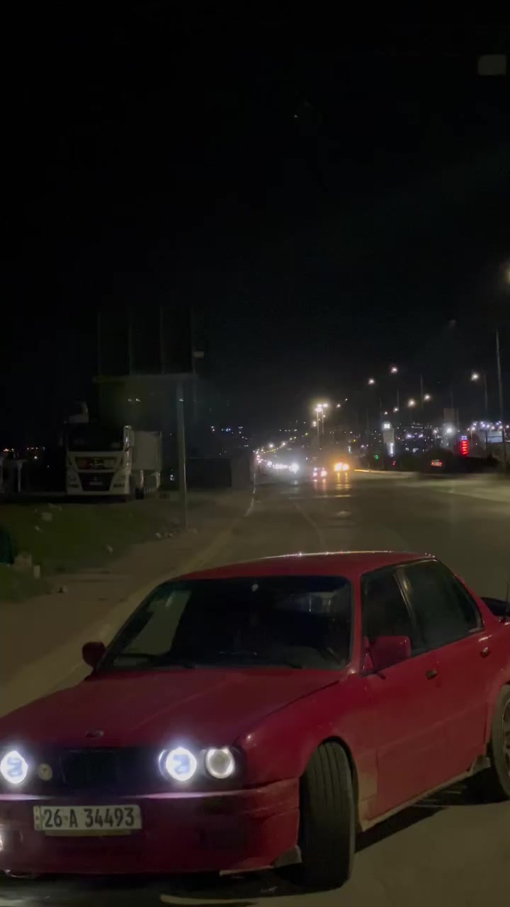 سلاوی خواتان لیبیت BMW زەعرا موديل ١٩٩١ مه كينه ٥٢٥ گیر عادى گير و مه كينه به شه رت فيته ر سه ياره كه تا خوا حه زكات جوان و تون و توله ناو داخلى سپورت تايه و ويل لوكه  ره قه م صلاح الدين سعرى ٣٨ گه لا و مه ع مه له ♥️
***********
