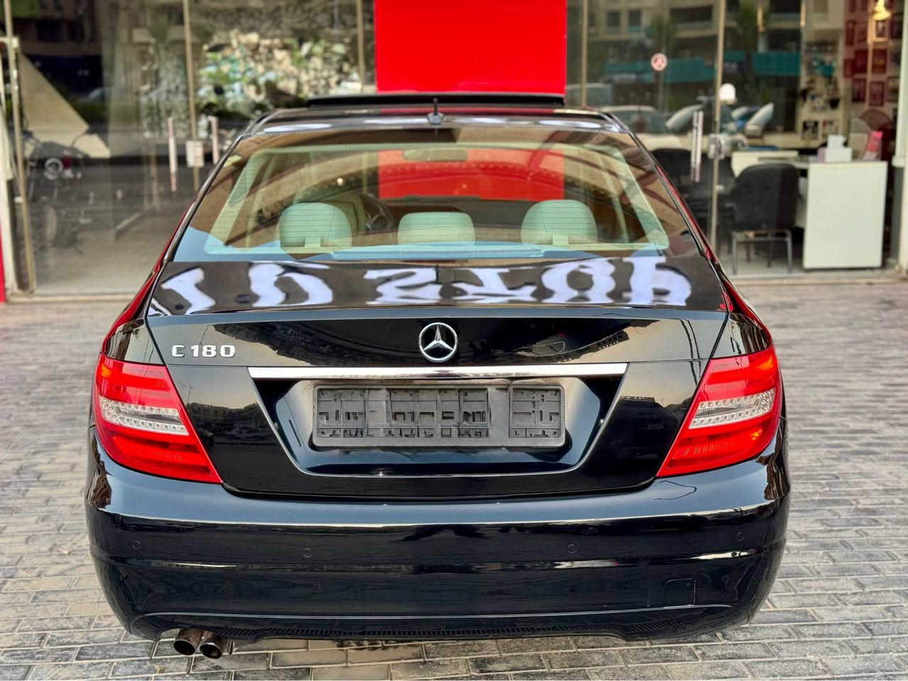 Model 2013 - Avantgarde - 145,000km السادس من اكتوبر, الجيزة


**إذا كنت صاحب هذا الإعلان وتريد حذفه لأي سبب، رجاءا أرسل رسالة إلى الدعم الفني**