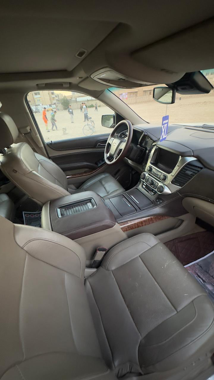 السلام عليكم
تاهو شوفرليت للبيع
موديل 2015 
اللون ابيض صدفي LTZ فول مواصفات
ماشيه 258 
سياره نظيفه + سيرفس كامل 
تخم تايرات جديد
بارد ربع الجاملغ والباب جهة السايق الخلفيه
الجاملغات الاماميه صبغ اثر زنجار ربع الجاملغ اليمين واليسار الاماميه 
كما موضح بالصوره 
السعر :315 بيها مجال بسيط 
*********** 
مكاني بغداد
