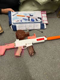 رشاش مائي • قابل للشحن • قوي