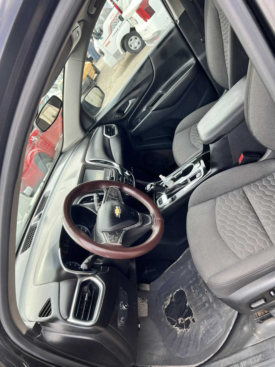 ايكونكس 2018 
حادثها بنيد مبدل 
مكينة 2000 تيربو 
السعر 132
فول مواصفات عدا البانوراما


**إذا كنت صاحب هذا الإعلان وتريد حذفه لأي سبب، رجاءا أرسل رسالة إلى الدعم الفني**