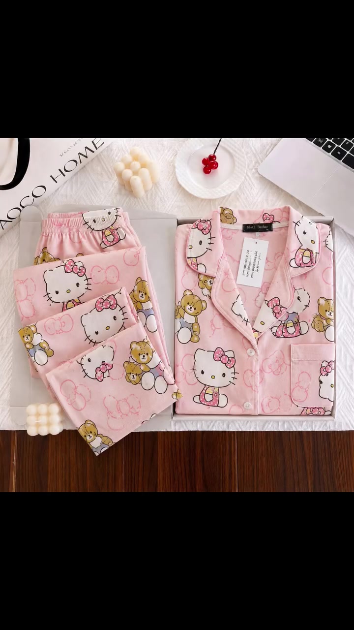 تراك نسائي 
متوفر قياسات من s إلى 3xl


**إذا كنت صاحب هذا الإعلان وتريد حذفه لأي سبب، رجاءا أرسل رسالة إلى الدعم الفني**