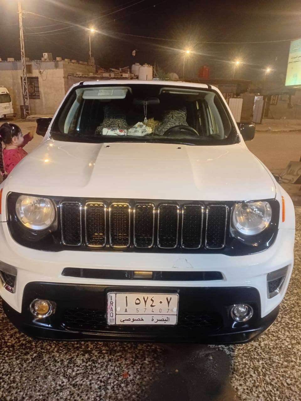 السلام عليكم سياره جيب رنكود وارد أمريكي بيه بجم السياره فول مكان السياره بصره المعقل *********** السعر هوه 125وبيه مجال السياره رقم بصره تحويل ثاني يوم
