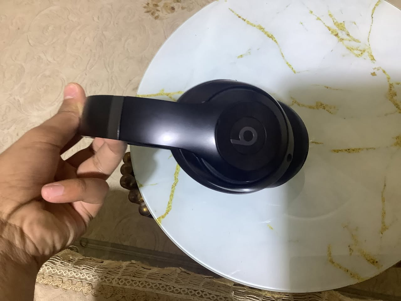 سماعة Beats Studio Pro  اقوى و احدث اصدار اصلية ربط برنامج   نفس نظام سماعات ابل سعر 165  وية توصيل مكاني ديالى بعقوبة عندي توصيل إذا ما تقدر تراسلني اكتب في تعاليق واني  أراسلكٍ


**إذا كنت صاحب هذا الإعلان وتريد حذفه لأي سبب، رجاءا أرسل رسالة إلى الدعم الفني**