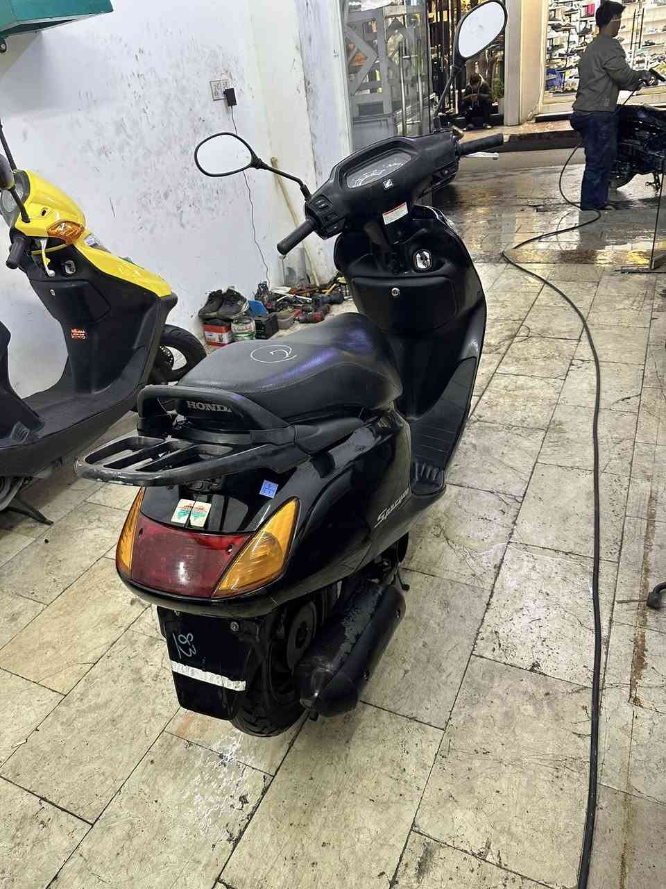 #السلام_عليكم_أخوتي_الغوالي 
#الوجبه_الجديدة
#مال_مزاد_شرط_رمبه 
# هوندا سبيسي ياباني أصلي 🇯🇵👍
 #شرط الضمان 💯💯
#بعده بحالة الوكاله فول نظافه مكفول 
#نظافه فول 💯💯👍 
#اللون أسود 

البيع نقد والأقساط 👉
مصرف الرافدين فقط👉
مواظف ومنتسب ومتقاعد و الوريث 👉
استقطاع الاكتروني بدون مقدمه👉

#مكاني كوت المشروع شارع ميكانو 👉
***********☎️
***********☎️
أخوكم سيد محمد
