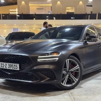 جنسس g70 محرك 6 سلندر 3.3 توين تيربو موديل 2024 ماشيه 20 الف كيلو متر ...