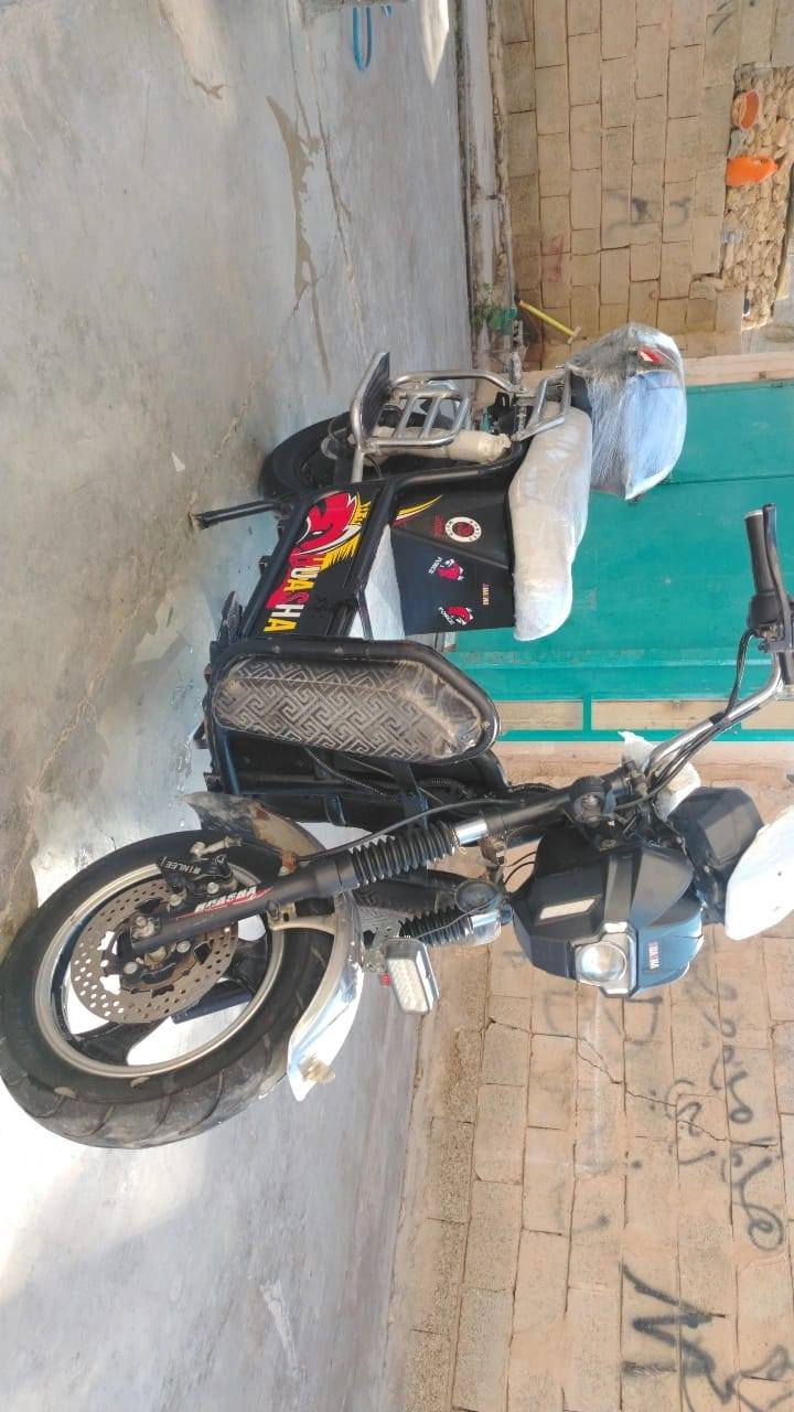 سلام عليكم للبيع موطور هيوشه 2021 باترياته زينه بس ابيعلك نص عمر يمشيك 4اشهر تايرات جدد ولكشر كدامك السعر 300وبي مجال للاتصال ***********
