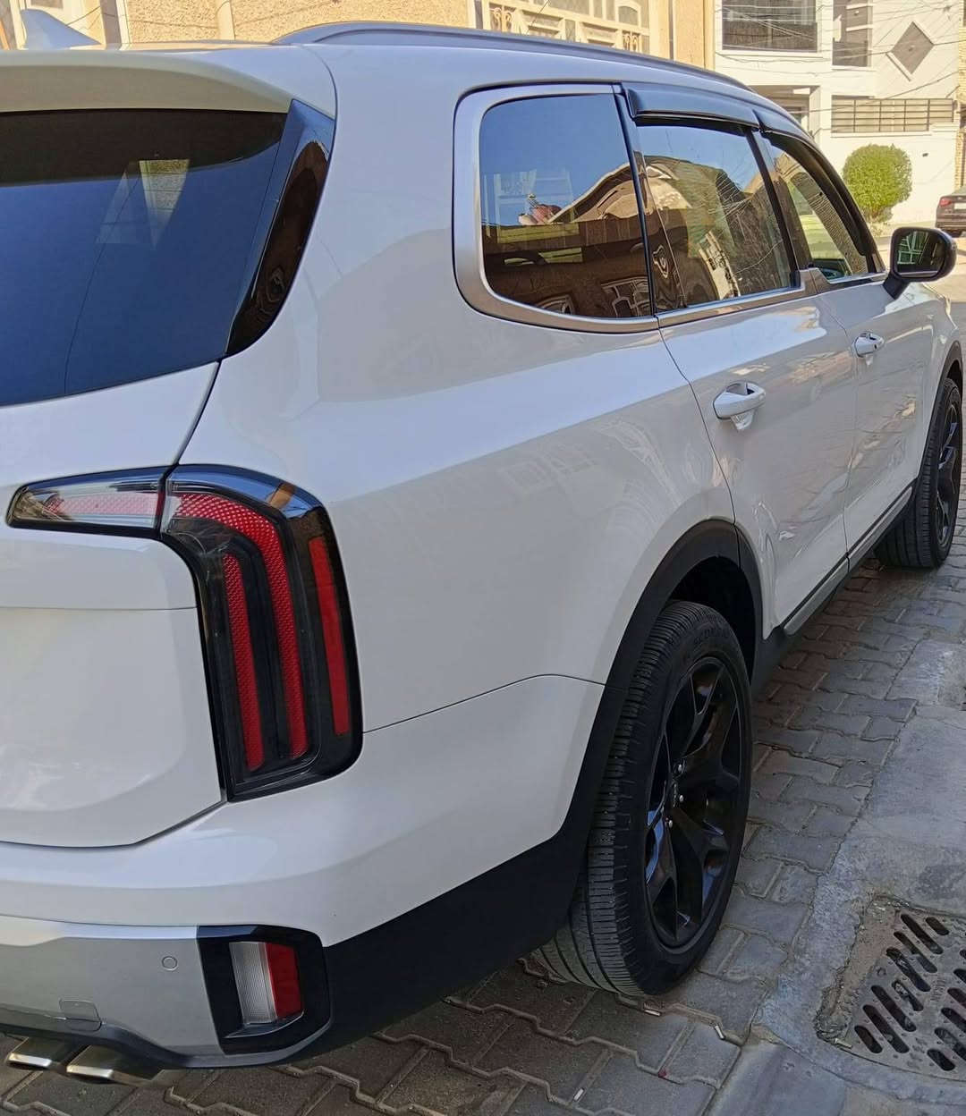 كيا تيلورايد 2023  فئه EX
ماشيه 51 الف كيلو متر 

حادثها مقدمه السياره جهه السايق بدون شاصي بيها تصليح لغد 

3 قطع تبديل وصبغ بنيد جاملغ 
باب السايق 

داخلها ماروني بلادي كشنات متصل

رقم الشاصي مرفق ويه الصور 

السعر 247 ورق قابله للتفاوض بشي معقول 

للاستفسار الاتصال على الرقم 
***********

حياكم الله
