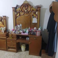 للبيع غرفه نوم مع تخم 13مقعد 600 *07801430375مكان بغداد تقاطع النهروان
