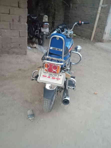 السلام عليكم بارت للبيع موديل 23 اوراق أصولي طالعه من مجمع الكرار دراجه جاهزه برغي مامفتوح بيها (السعر مليون وميتين) ***********
