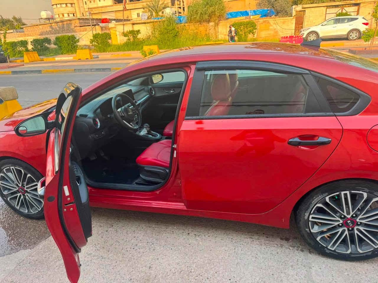 السلام عليكم كيا فورتي ٢٠٢٣ مكينة 2000 رقم بغداد بأسمي تبديل بنيد فقط مكينة وكير كفالة تبريد وصدر خير من الله 
السعر 128 

‭+٩٦٤ ٧٧١ ٢٣٢ ٢٠٢٢‬
العنوان بغداد الكرخ


**إذا كنت صاحب هذا الإعلان وتريد حذفه لأي سبب، رجاءا أرسل رسالة إلى الدعم الفني**