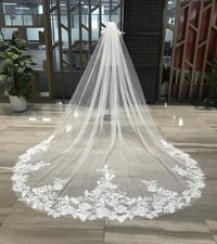 طرحة • حجاب