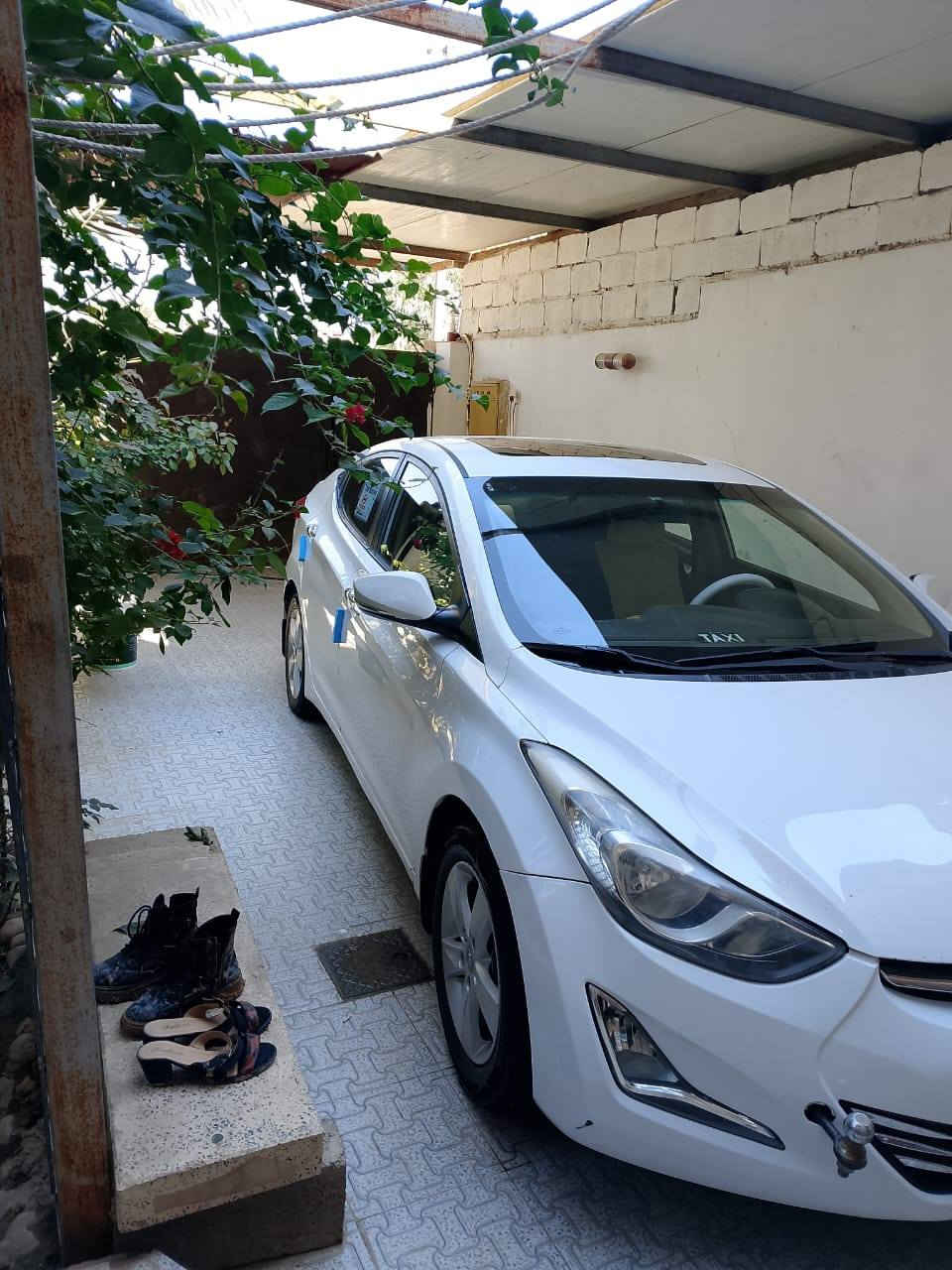 السلام وعليكم  شباب
النترأ 2014 خليجي

مكينه 1800 دوش كير ومكينه مكفولات

تحكم ستيرن جهتين فتحه اشاير بلمري مري شفط رقم ديالى انكليزي بئسمي

بيهه صبغ باب وجامزلغ الخلفي اثر شخوط فقط

السياره شرط التحويل مكاني ديالى بعقوبه الشراي يتصل ***********
