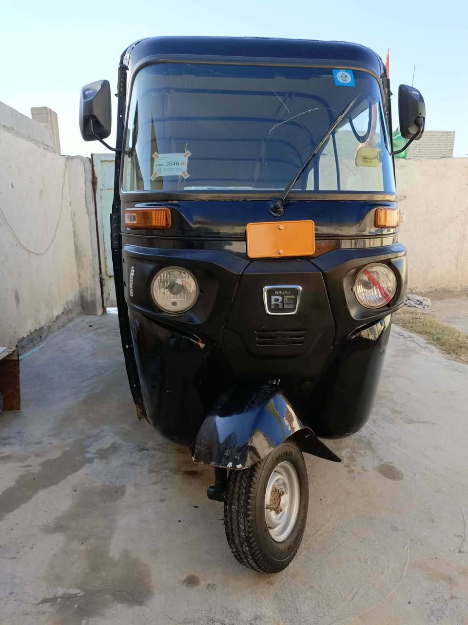 سلام عليكم تكتك 22 
رقم بابل مشروع وطني صاعده هزة لوحات انكليزي 
مكينه بوشة وبستم
معمرة دوس فقط 
السعرة 8700 وبيها مجال 
‏‪***********‬‏
مكاني واسط الصويرة
