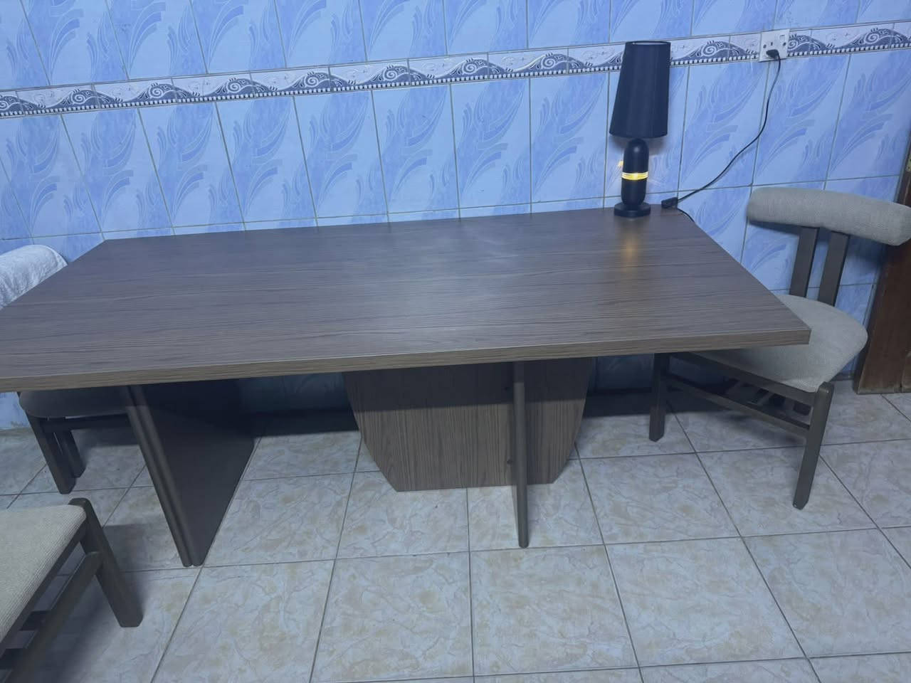 اغراض للبيع طبلات سيت وطبله وسطيه ضررها موجود وميز طعام واربع كراسي وشاور حمام


**إذا كنت صاحب هذا الإعلان وتريد حذفه لأي سبب، رجاءا أرسل رسالة إلى الدعم الفني**