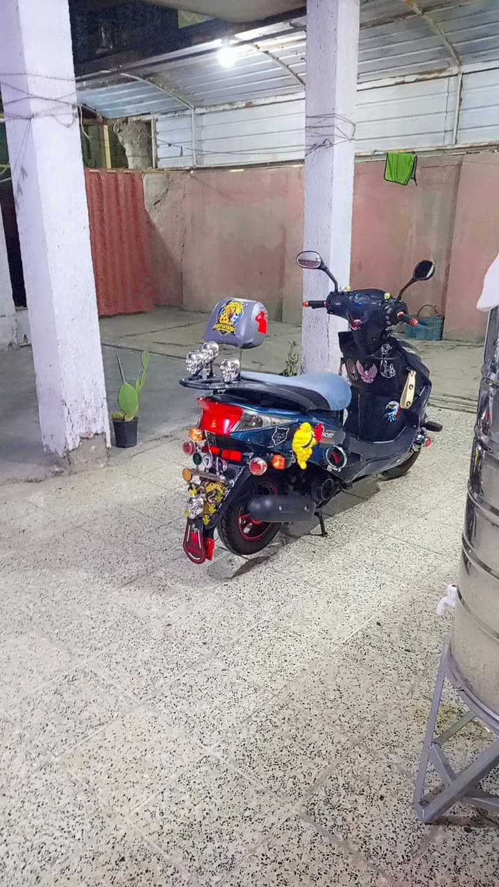 *********** سلام عليكم سكنس ياباني اصلي شرط دراجه مكفوله كفاله عامه جيب فيتر ويفحص اذا طلع برغي مفتوح بيه تاخذه بلاش وتروح جاهزه على اخر حبايه مكينه شرط الكفاله ملحه لادهن ولاكلشي تجي وتفحص اذا مو مكفوله انطيك كروتك وفوك كروتك واني خادم  كهربائيات شرط سلف نص نكره بكل وقت هندر  تخم تاير بلجيس بريكات خلفي امامي ويل كب كيج سرعه كيج بانزين شغال دبلات اماميه خلفيه شرط هورن سيدان صالنصه كاتم الاصليه مكينه خرسه متسمع صوته عالي ناصي عدسه الوان اشاير يسره يمنه باتري بعده بجيسه ستند صفح حساس ريموند عدد 2 تشغيل عن بعد مانع سرقه يعني من اكول كفاله كفاله الدراجه مشروطه واسف عل الاطاله السعر خاص او تتصل وخادم اني
