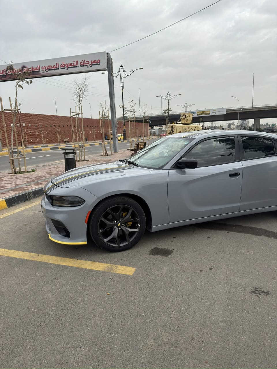 السلام عليكم للبيع 
 استخدام شخصي اقرأ التفاصيل ماعذبك  ولا أخليك  تخصر مكالمه 
للبيع ……
دوج تشارجر Dodge charger 
فه sxt plas
موديل 2022
اللون سمنتي المميز 
رقم اربيل الدولي باسمي سنويه ل سنه 2030
هزتها انتهت بشهر الواحد رقم مميز وحلو 
سعه المحرك 3.6لتر 
عددالاسطوانات6 بقوه 292حصان 
دفع خلفي 
رقم الشاشي مرفق بالصور ضررها حلو
ضررها …..
جاملغ اليمين فقط ،والباب الخلف السايق والجاملغ اكلير امريكي
بيها 3رصعات ماملعوب  بيها من اخذتها بالسقف ترجع بي دي آر اثر التحميل  بالشحن أو الكونتيرا 
بيها فحص من مركز 4*4فور باي فور بأربيل سونار 
مواصفاتها 
كشنات جلد حار بارد كهرباىي
كشن خزن 
حساسات خلفيه إماميه 
سلايت 
بصمات عدد 2
استيرن هيتر 
مري هيتر
حساس كير توقف عند فتح الباب 
تشغيل عن بعد 
ويل كب 20 
محرك كير دواخل غرفتها كلها احلى من الصور 
مكان السياره موصل الأيسر كوبون بانزين بيها 

السعر الاتصال *********** بي واتساب
