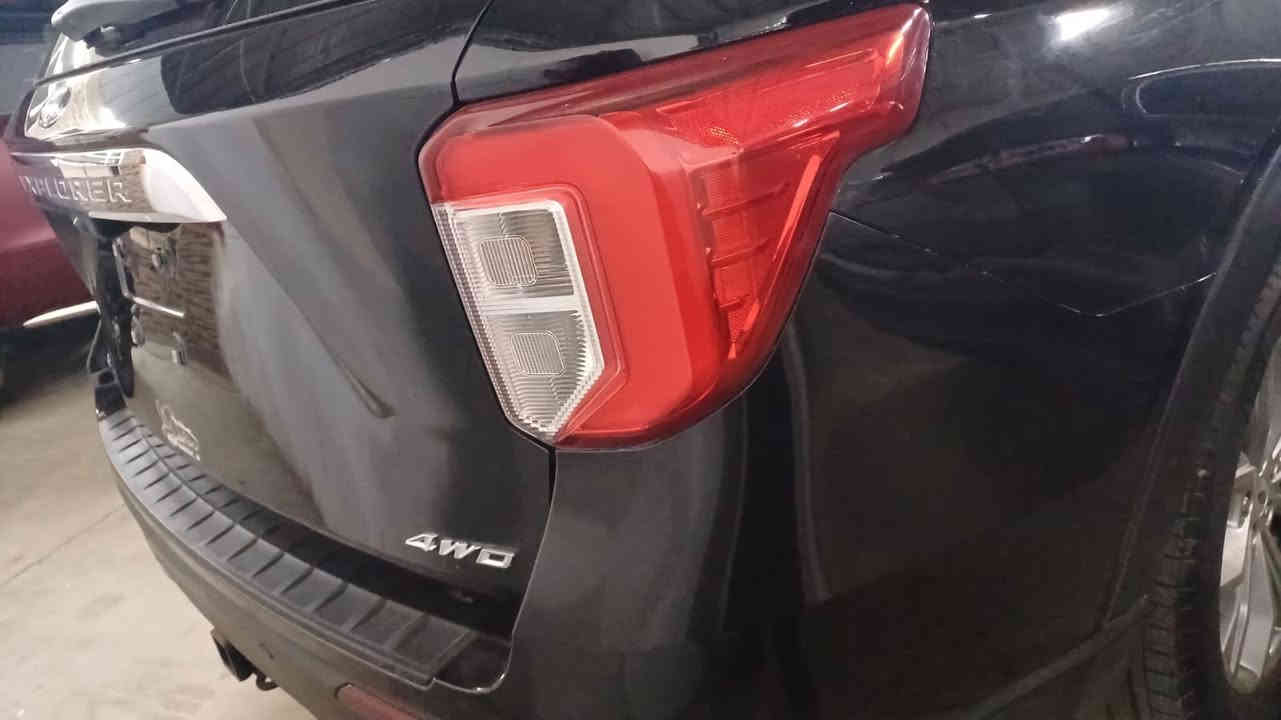 ٢٠٢٣ فورد اکسبلورر  XLE
فول مواصفات 

بانوراما

دبل اکسل

شغال عن البعد

ويل ٢٠"

داخل جلد و بصمة

بجم و خلف كبس 

صورة حادث مرفقه ويا منشور 

مبدل بيباين ببلادي نفس لون  سيارة بدون صبغ

تترقم شمالي

ماشي فقط ٢٠ الف

سيارة موجودة باربيل 

اتصل على هاي رقمين 

(*********** فقط واتس اب)
وهاي 
***********

سعرها ٢٦٥
