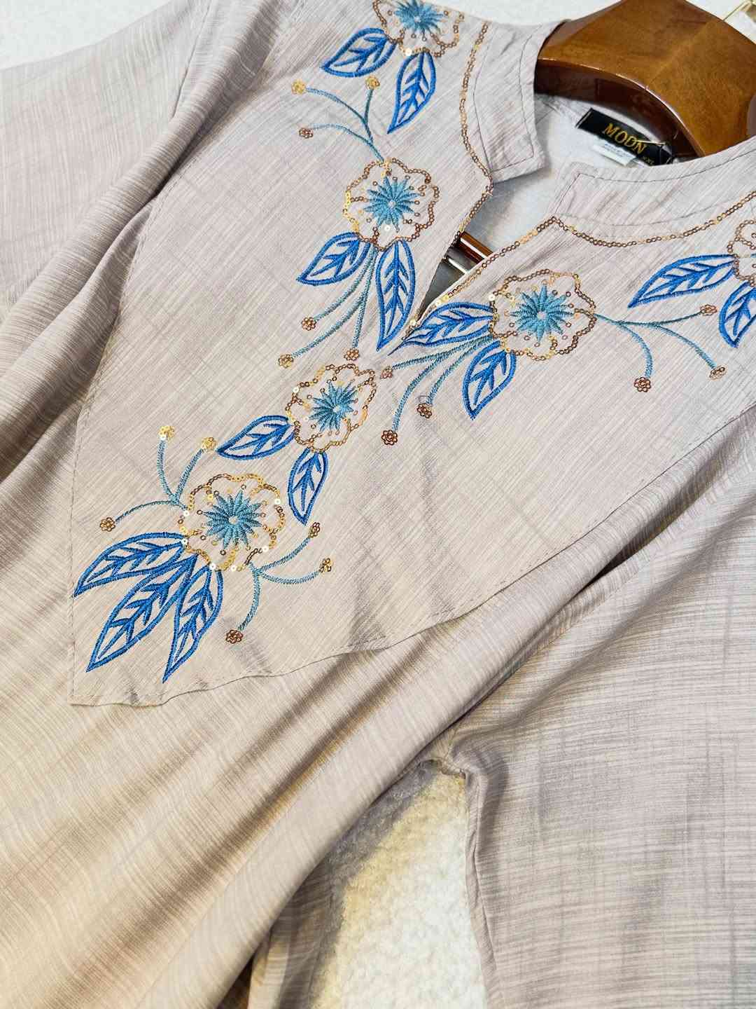 الــسعـر10الـف✨🤎
القياسات(L,xl,2x,3x)
الخـامة(كشمير)

الـسعر10الـف🤎✨
القياسات(4x,5x,6x,7x)
الخامة(كشمير)

للحجز و الاستفسار التواصل على الأرقام واتس اب 
***********
***********
***********
***********

توصيل بغداد  5000
توصيل محافظات  5000

